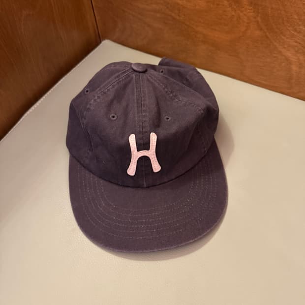 헬로선라이즈 모자