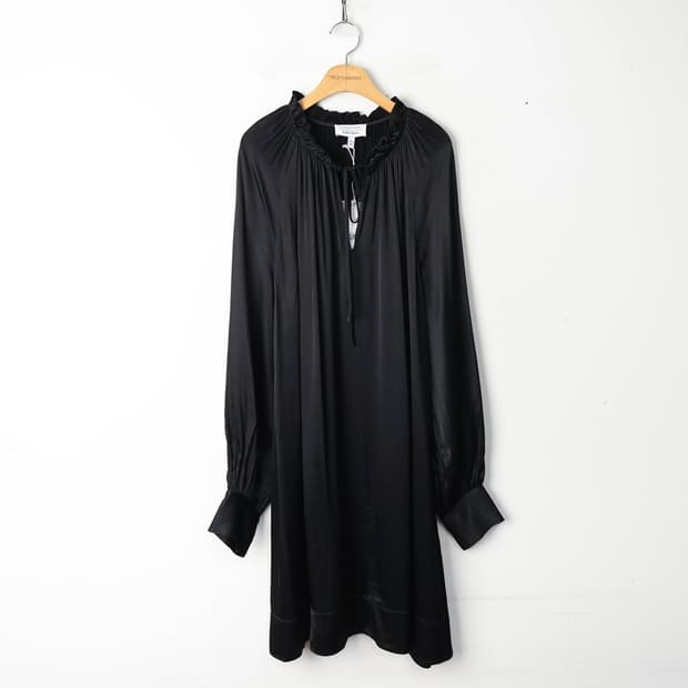 66/새상품 앤아더스토리즈 레이온 원피스