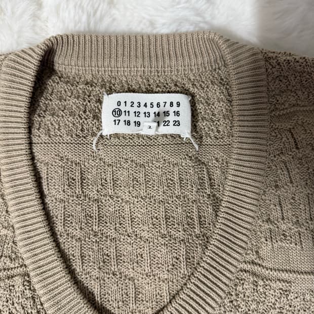 [L] 메종 마르지엘라 2014 10번 브이넥 니트 베이지