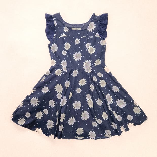 더블 프릴 숄더 도트 플라워 미니 원피스
