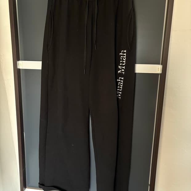 Muahmuah 스웻팬츠