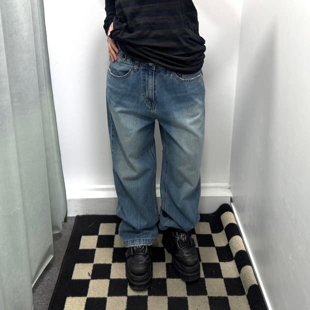 Basic in bottle 중청 데님 팬츠