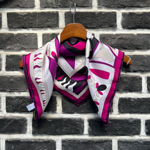Emilio pucci 실크 스카프