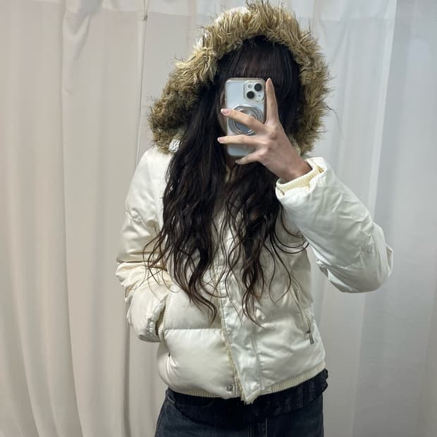 Levi’s White Wolf Down Jacket