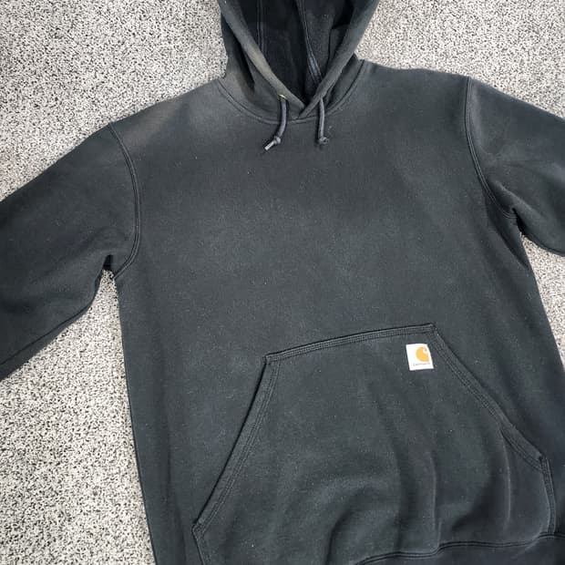 칼하트(Carhartt) 블랙 후드 티셔츠