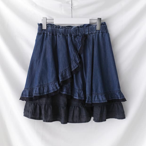 frill denim skirt