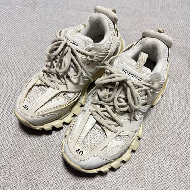 발렌시아가 트랙 스니커즈 40