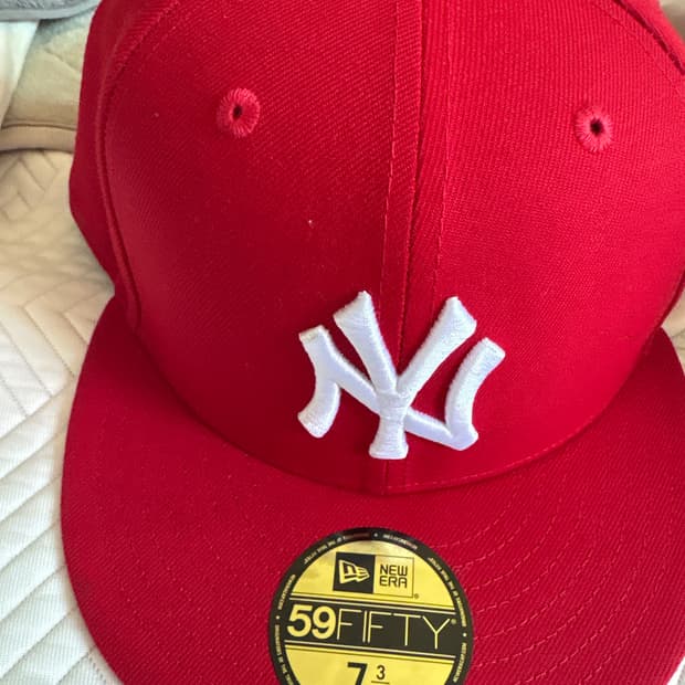 뉴에라 59FIFTY 레드 MLB 일자챙모자 7 3/8