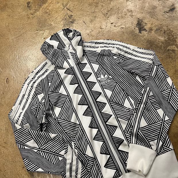 [정품/85] 아디다스 블랙 화이트 패턴 져지 트랙탑 b8