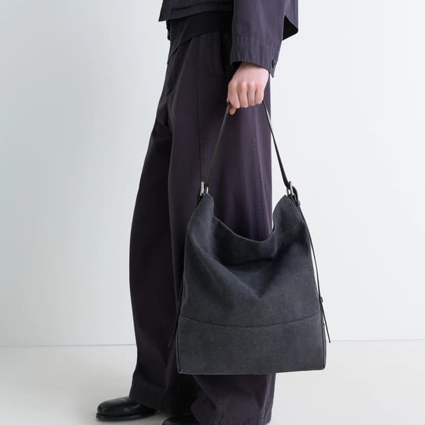 르메르 25fw 벨티드 토트백/애쉬 블랙