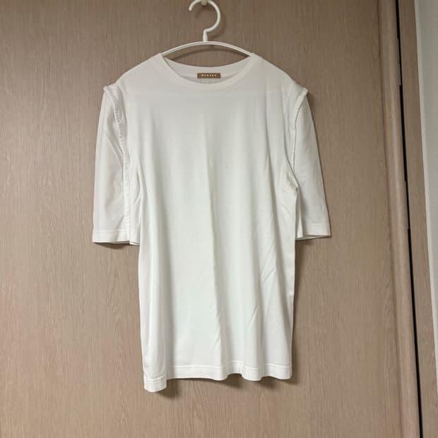 Nehera 네헤라 더로우무드 반팔티 