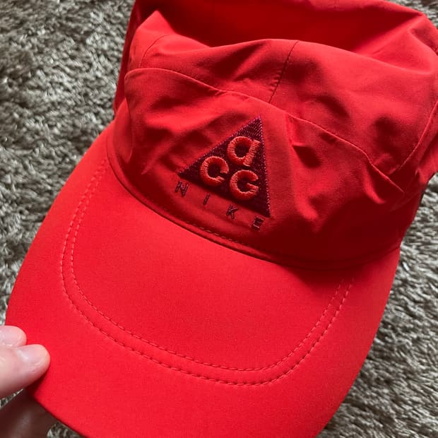Nike NRG ACG 테일윈드캡 레드 딥 로얄