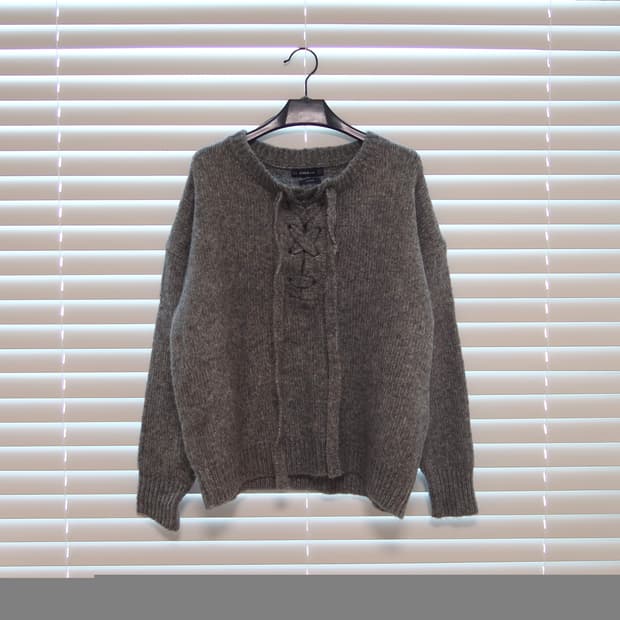 자라 스트링니트