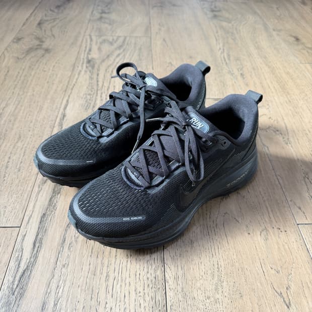 나이키 줌 보메로 18 / 올블랙 / 265 / 박풀