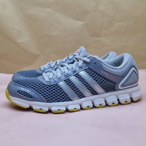 아디다스 클라이마쿨 여성운동화235