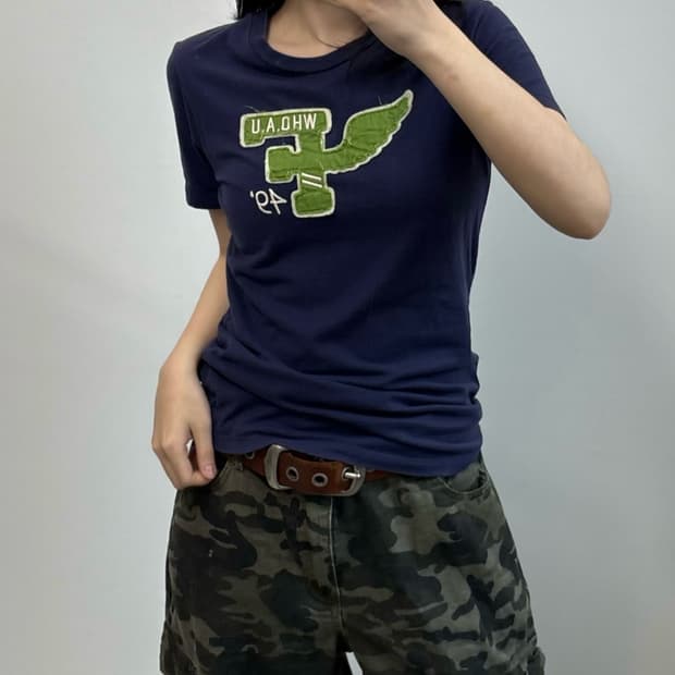 후아유 y2k 네이비 반팔 티셔츠