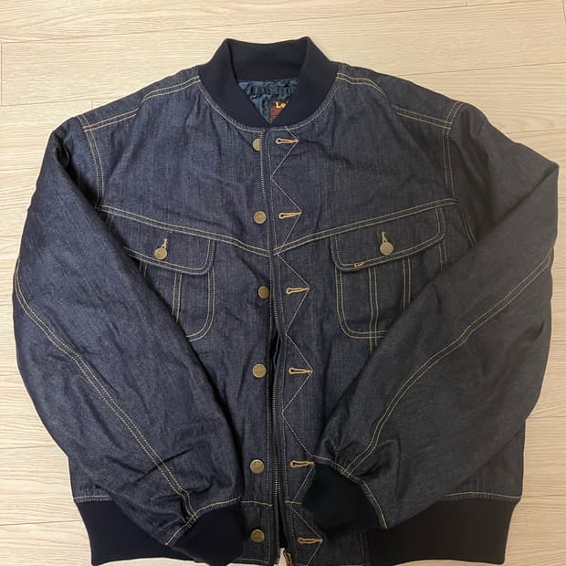 리 엔가 콜라보 자켓