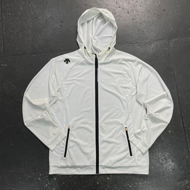 105 데상트 메쉬 후드자켓 