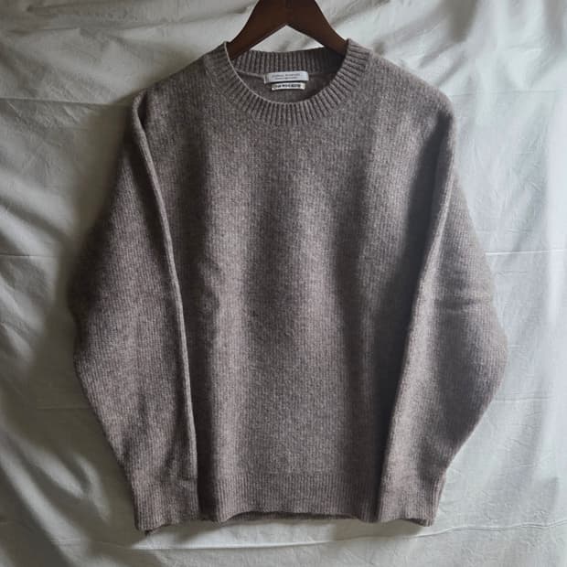 저널스탠다드 야크 울 블렌드 라운드넥 니트 100~105