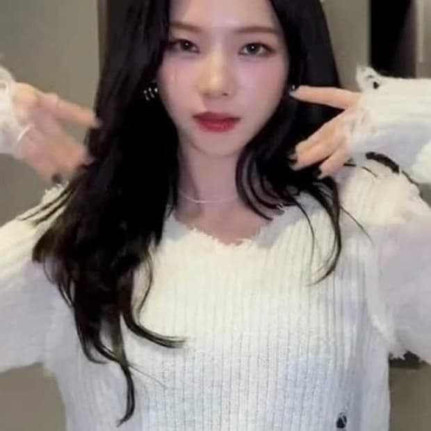 카리나 니트 팝니다