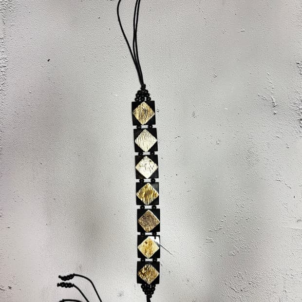 Tile pendant strap necklace