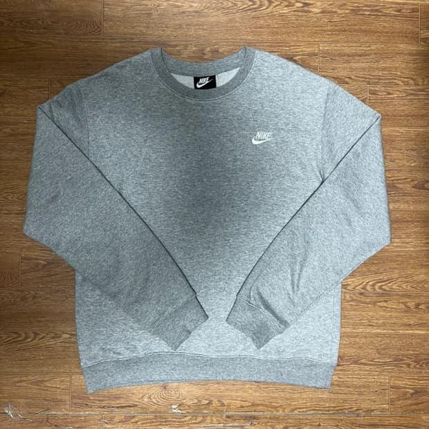 나이키 맨투맨 그레이