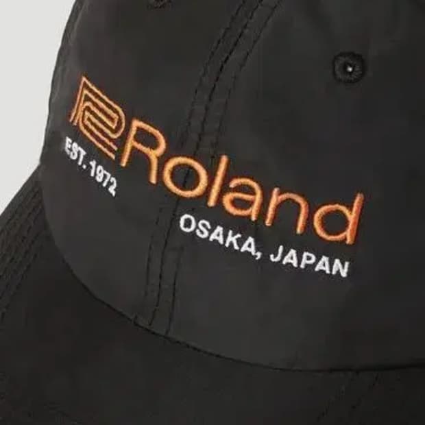 Roland / PLEASURES 콜라보 볼캡