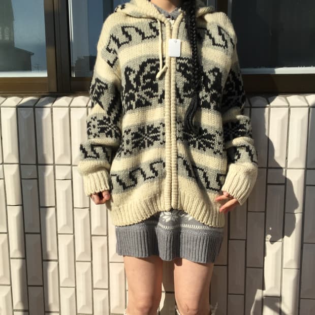 Cowichan hood zip up