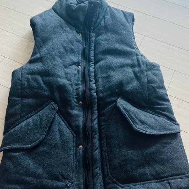 논네이티브 패딩베스트