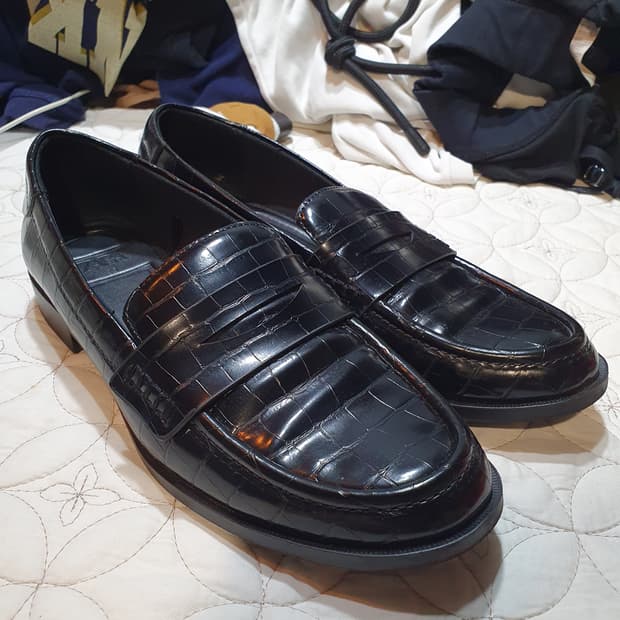 ZARA 여성용 블랙 크로커다일 로퍼 250
