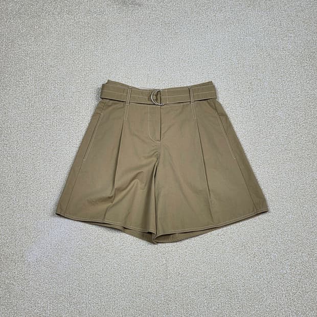 [스튜디오 톰보이] 벨티드 스티치 A라인 하프 팬츠 | S00149