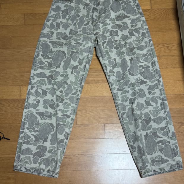 칼하트 wip 랜든 덕 카모 팬츠 5회착 미만