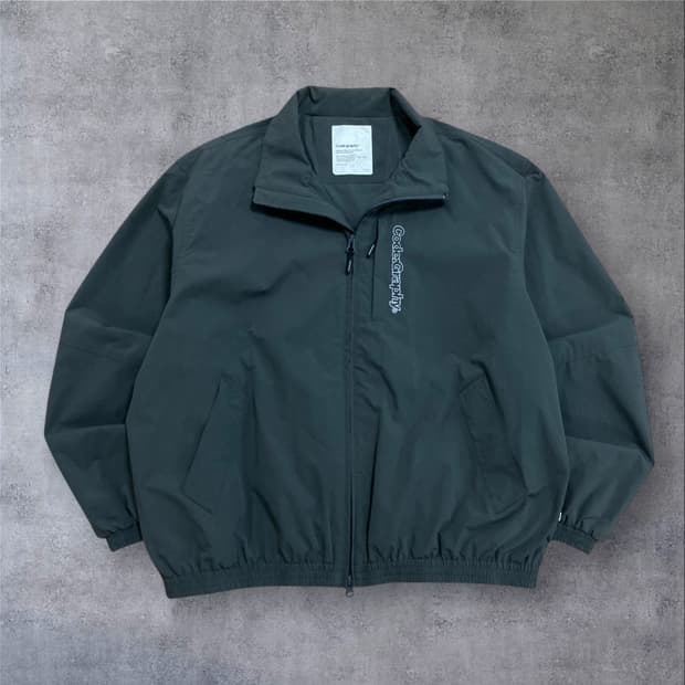 코드그라피 스펠아웃 차콜 바람막이