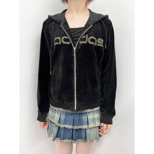 아디다스 벨벳 로고 후드집업