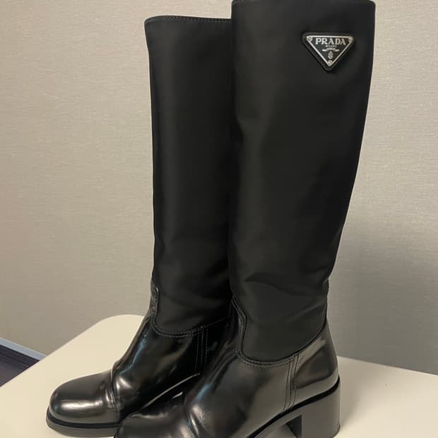 프라다 레더 나일론 부츠 (38사이즈)