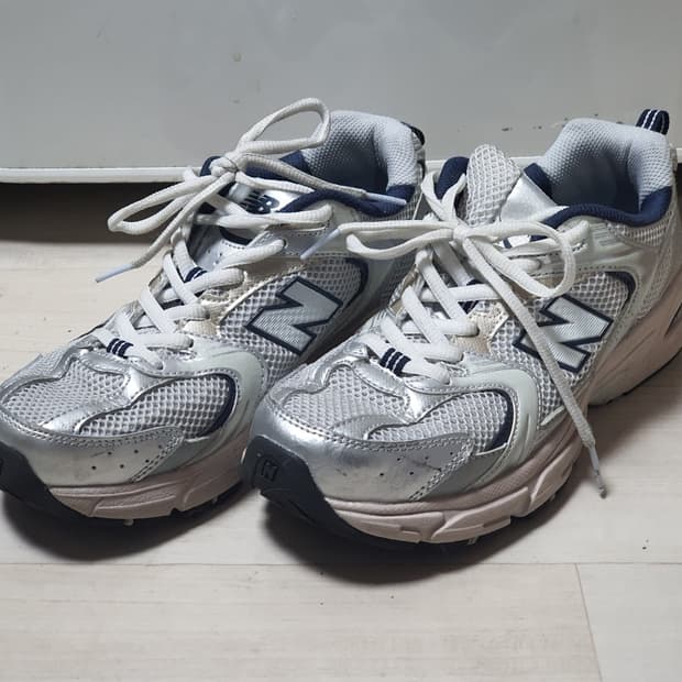 뉴발란스 530 스틸그레이 255
