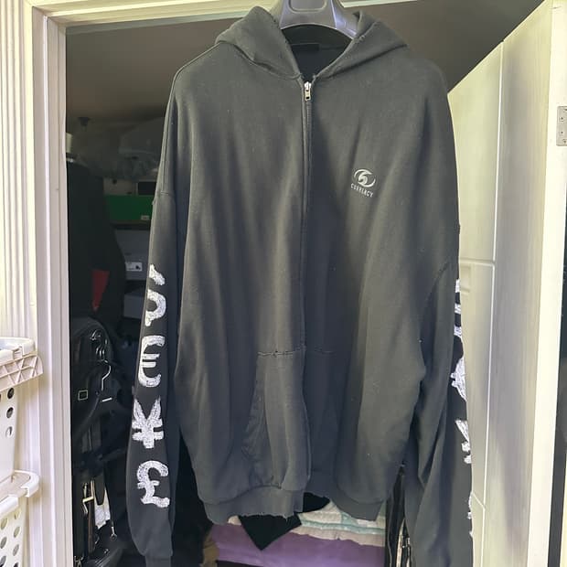 [L] MNGU 커렌시 후드집업