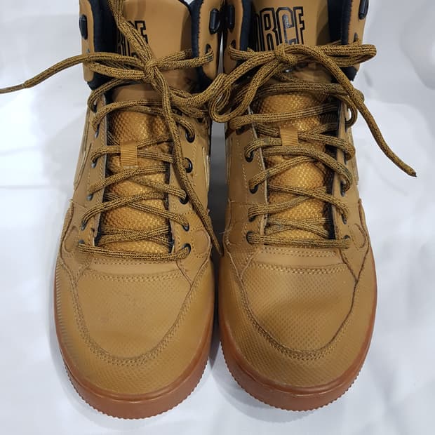 나이키 선오브 포스하이브라운