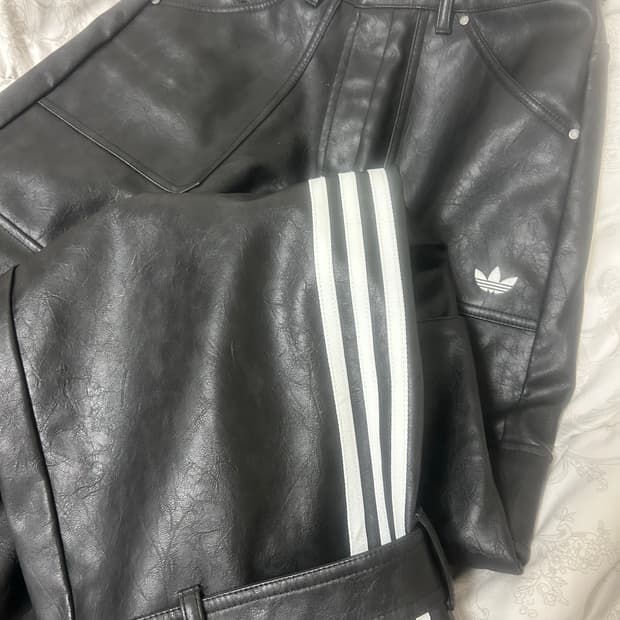 아디다스 가죽바지