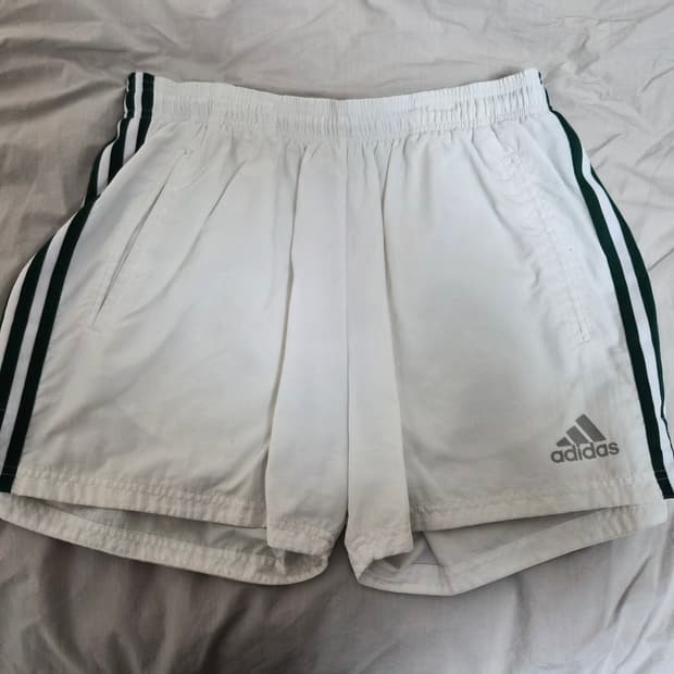 [L] 고샤x아디다스 반바지 화이트