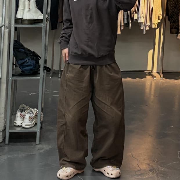 살로몬컴포트 후드 다크브라운 A2971