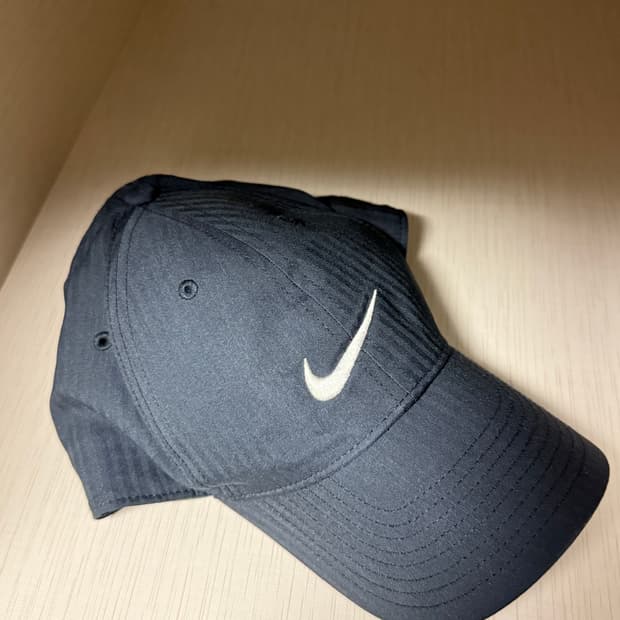 나이키 스우시 볼캡