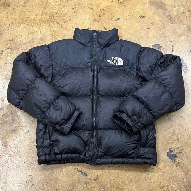 노스페이스 눕시 블랙 숏패딩 