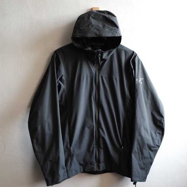 아크테릭스 솔라노 윈드스토퍼 자켓