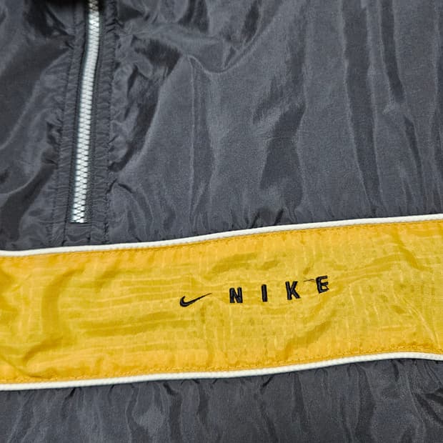나이키 바람막이 하프집업 블랙/골드 100~105