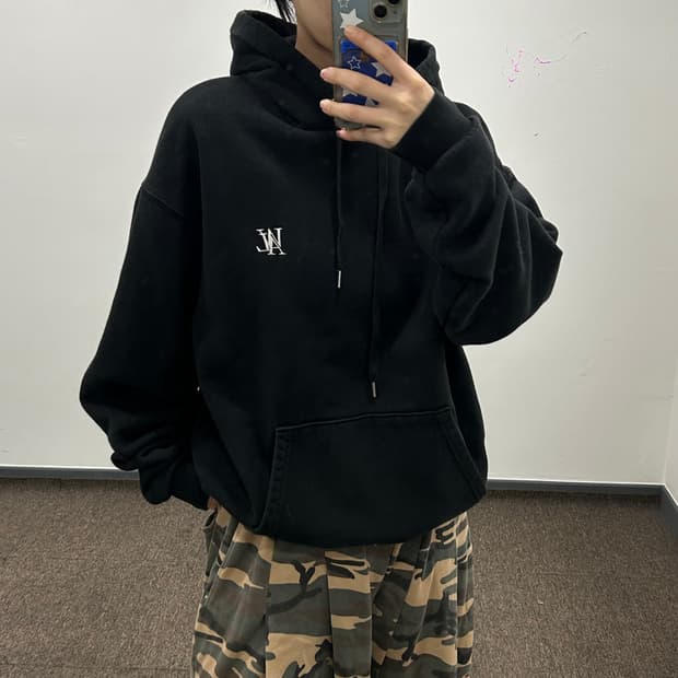 Wooalong 우알롱 블랙 후드티