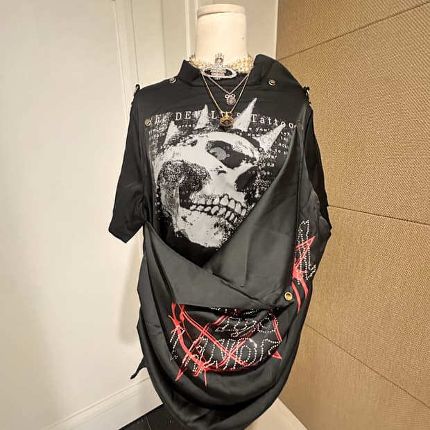 고스 펑크 언밸런스 나나깔 티셔츠