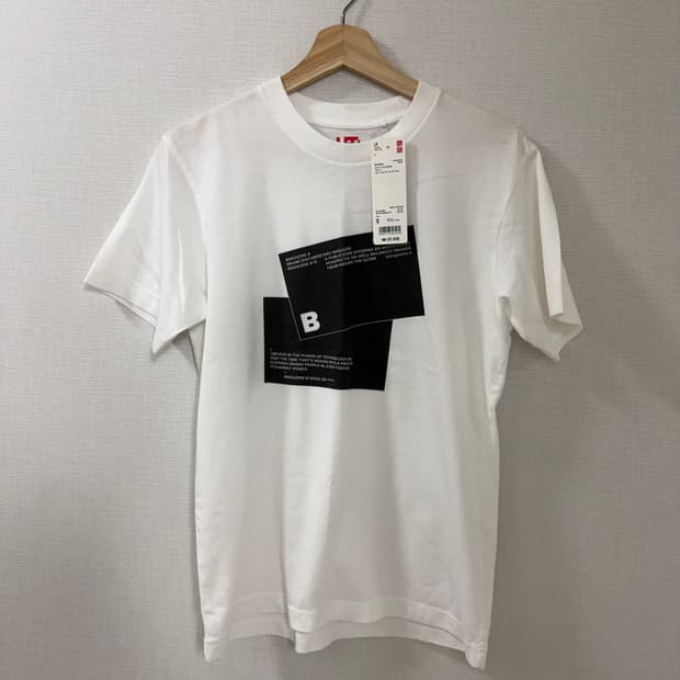 [S] 유니클로 UT B매거진 티셔츠 새상품
