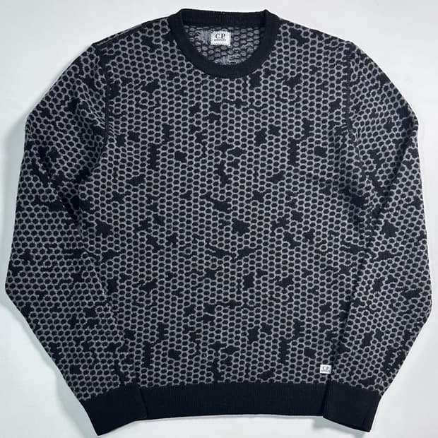 Cp컴퍼니 패턴 울 니트