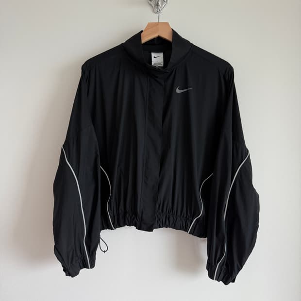 나이키(NIKE) 바람막이 윈드브레이커